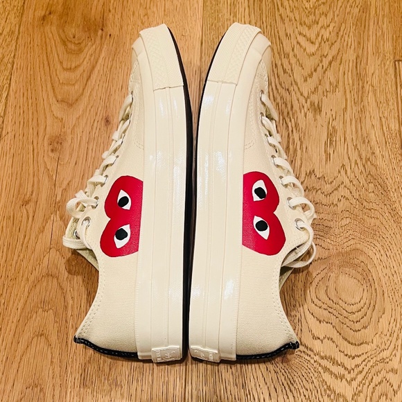 Comme des Garçons Play X Converse Lace-Up Sneakers - Picture 3 of 12